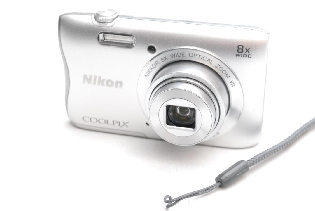Nikon COOLPIX S3700 (良品） Amazon.com : Nikon COOLPIX S3700 20MP Digital Camera with 8x