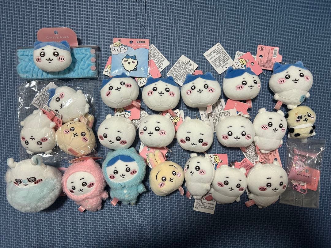 ちいかわ　miniso まとめ売り MINISOちいかわ2025🧸のぬいぐるみストラップ こちらも友達と一緒に