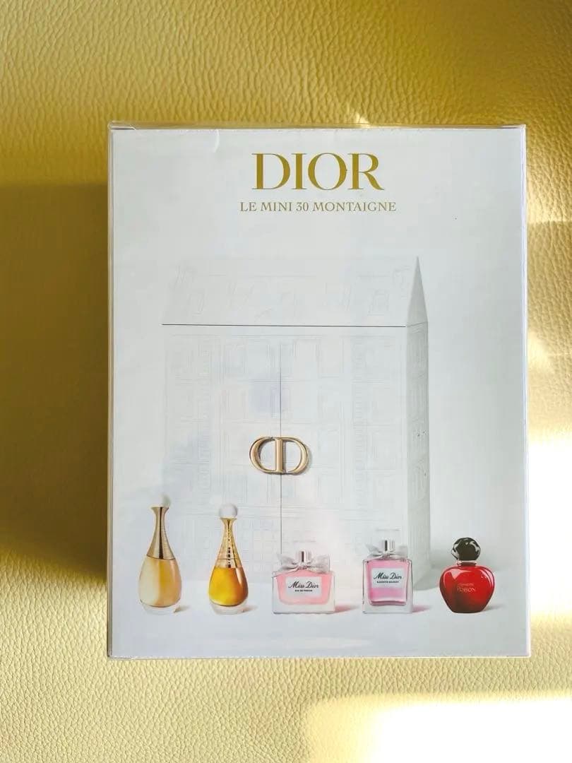 新品未開封⭐︎DIOR LE MINI 30 MONTAGNE 香水ギフトボックス Unboxing DIOR Le Mini 30 Montaigne Discovery Set | TikTok