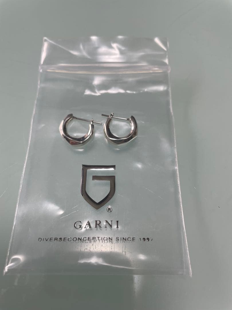 GARNI シルバー フープピアス 約1.5cm ピアス シルバー925 1.5cm フープピアス – OSEWAYAオンラインストア