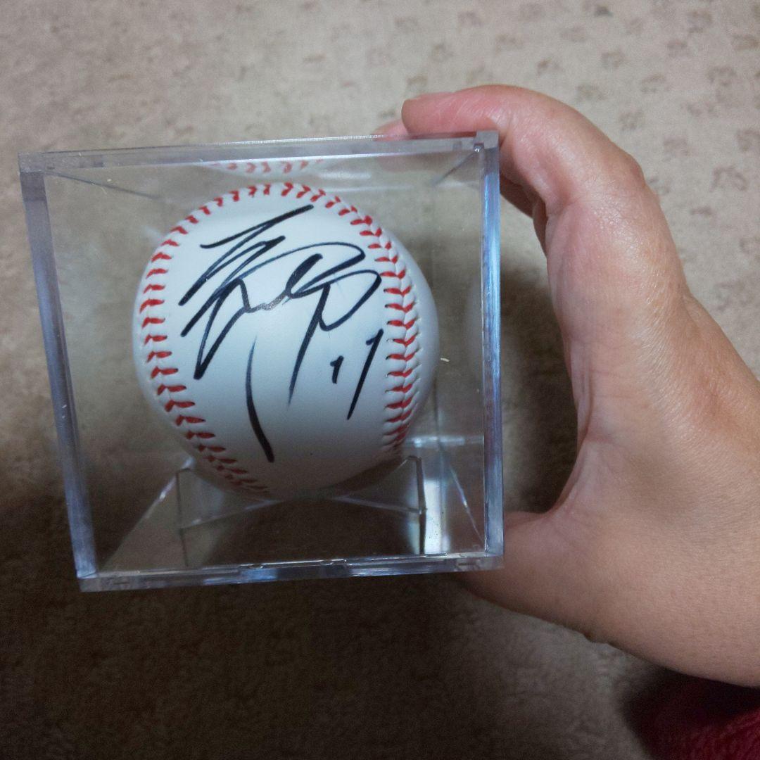 大谷翔平の日本ハム時代の直筆サインボール - メルカリ