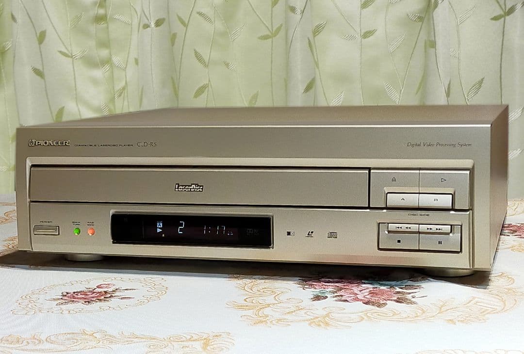 ♪CLD−R5 パイオニア両面再生レーザーディスクプレイヤー　整備済　動作保証♪ Pioneer CD/LDプレーヤー CLD-R5 【中古整備品】 : サンクス電機