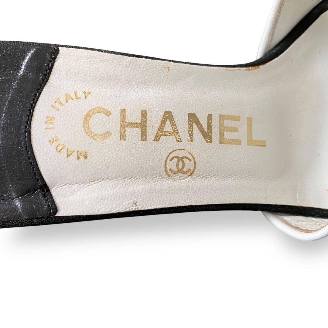 CHANEL ロゴ刺繍 ミュール 白 黒 23-23.5cm - メルカリ