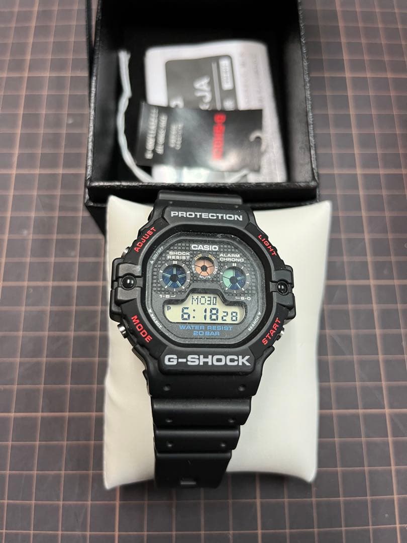 G-SHOCK DW-5900 初代モデル希少 カシオBLACK クリスマス - メルカリ
