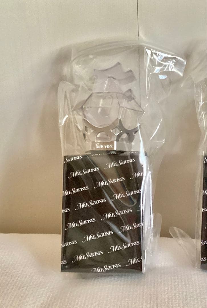 SixTONES MILESixTONES グッズ パーカー ペンライトセット - メルカリ