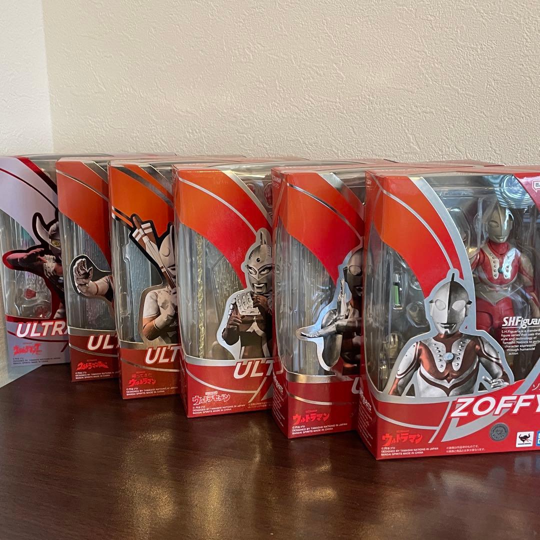 SHFiguarts ウルトラマン ウルトラ6兄弟セット ブラザーズマント ×６ 歴戦の勇者、その証！魂ウェブ商店にて「S.H.Figuarts ブラザーズ