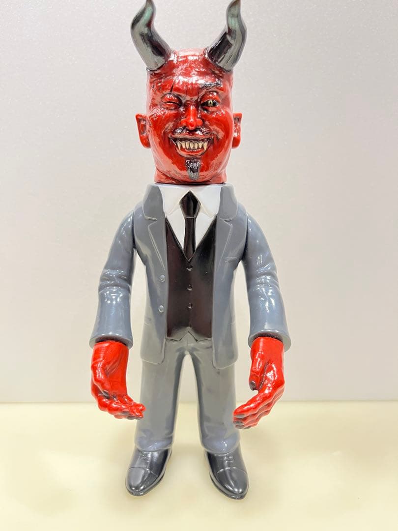 キムラトイ HEAD SWAP × SUIT DEMON & THE BEAST - メルカリ