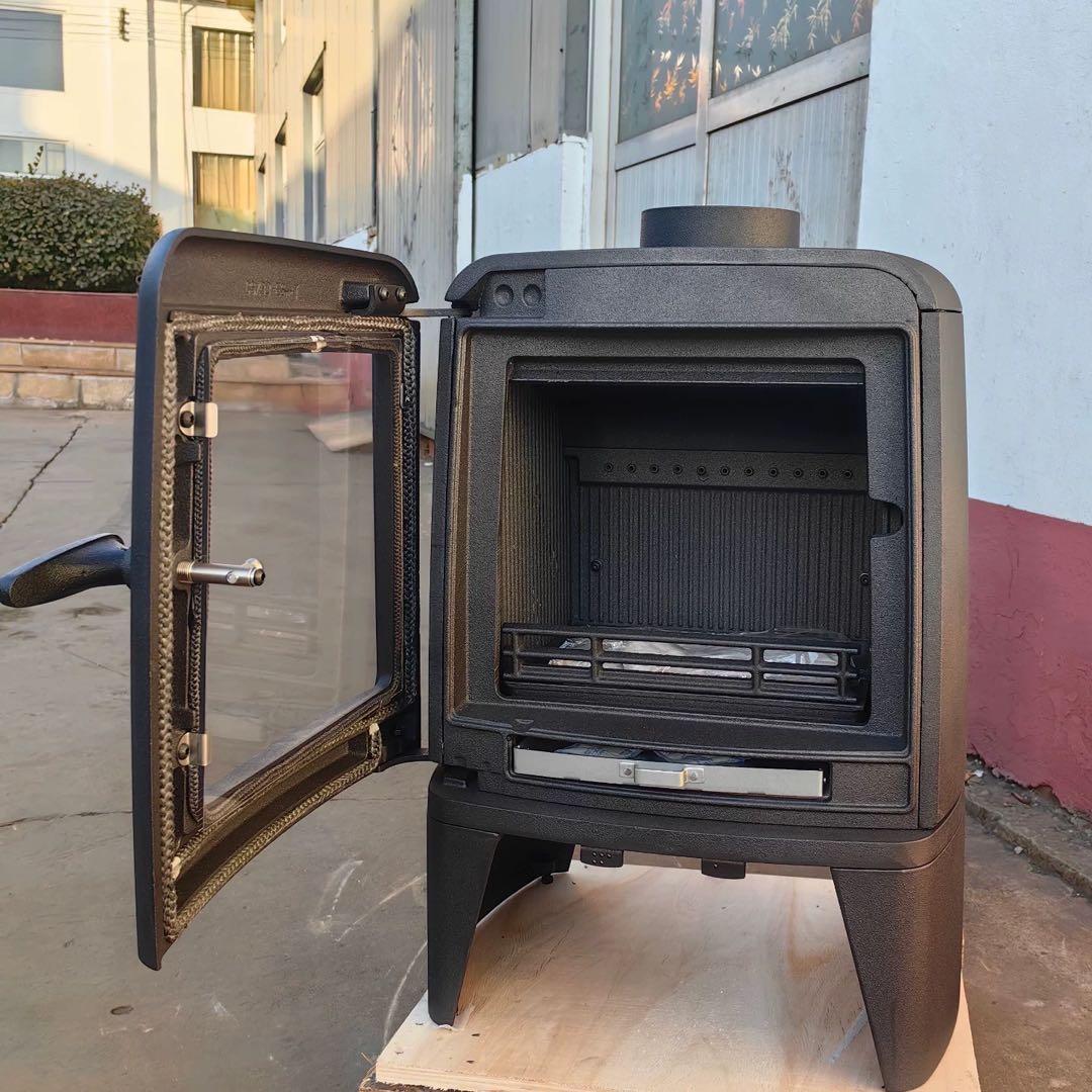 季節商品・激安】新品鋳鉄薪ストーブ 屋外吸気可能・空気環境配慮 調理