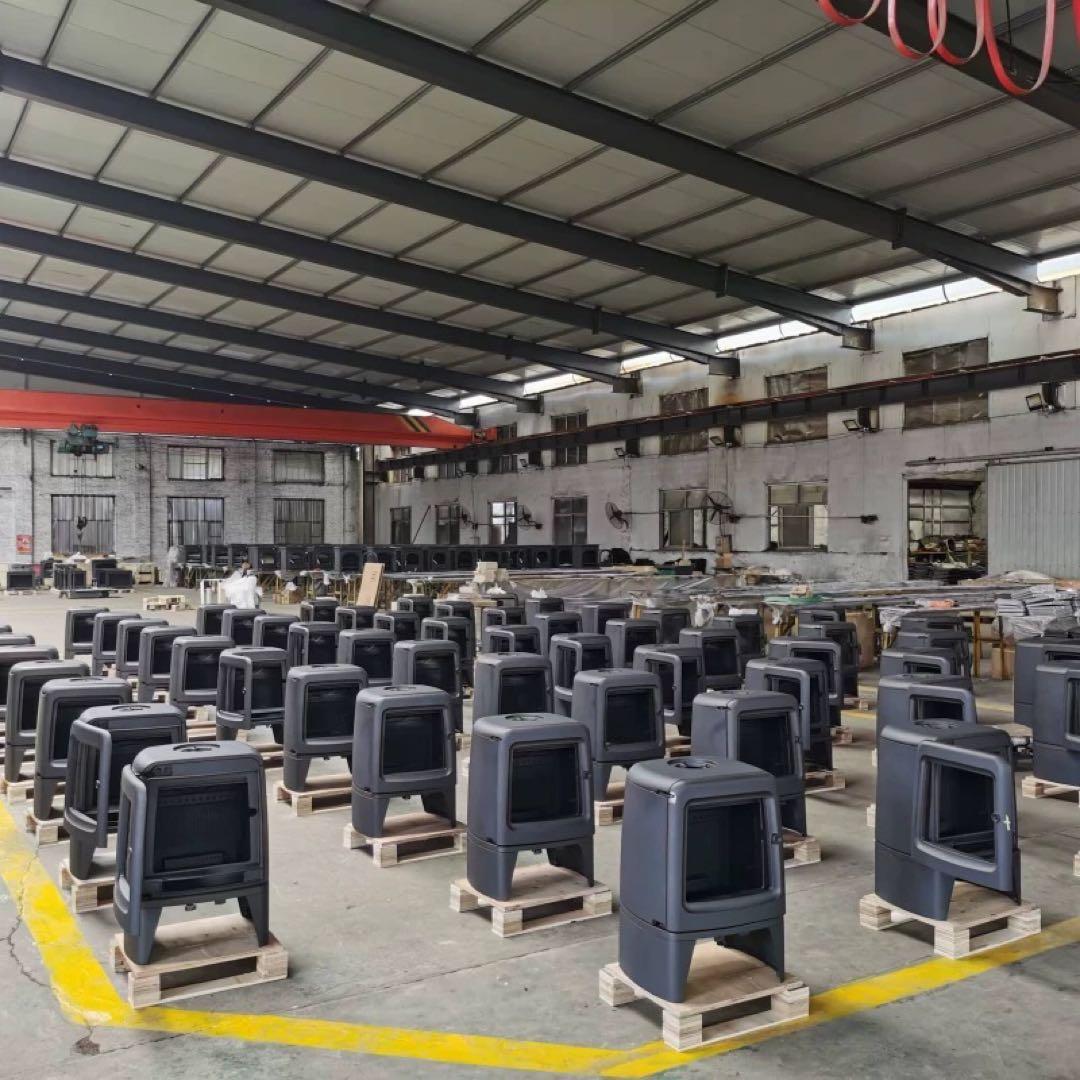 季節商品・激安】新品鋳鉄薪ストーブ 屋外吸気可能・空気環境配慮 調理