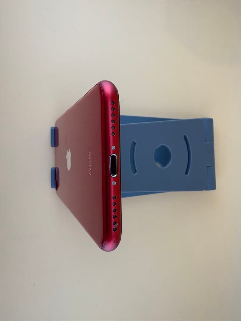 iPhone SE 第2世代 64GB レッド バッテリー100% - メルカリ