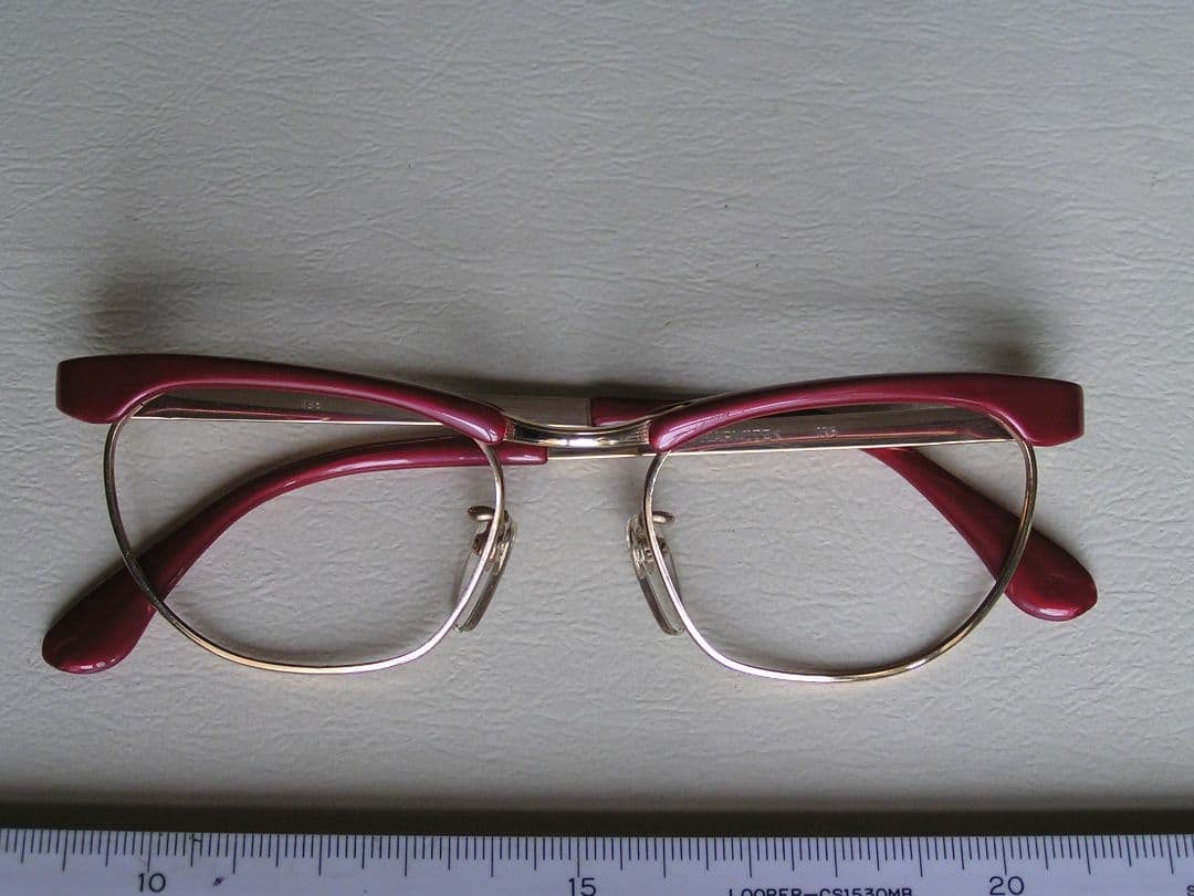石川県発、 Carl Zeiss Germany メガネフレーム