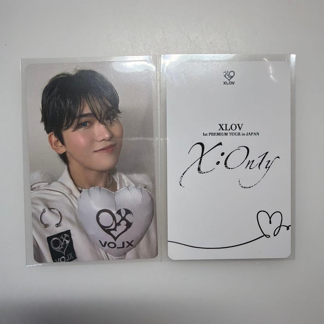 XLOV 日本限定トレカ ヒョン - メルカリ