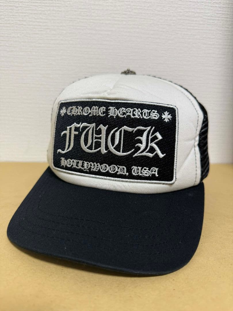 CHROME HEARTS 刺繍トラッカーキャップ - メルカリ