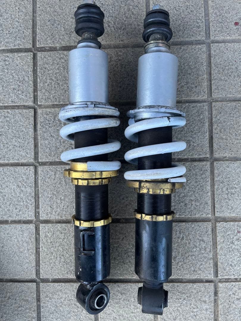 AE86 リアサスペンション 車高調 コイルオーバー フルタップ GX71