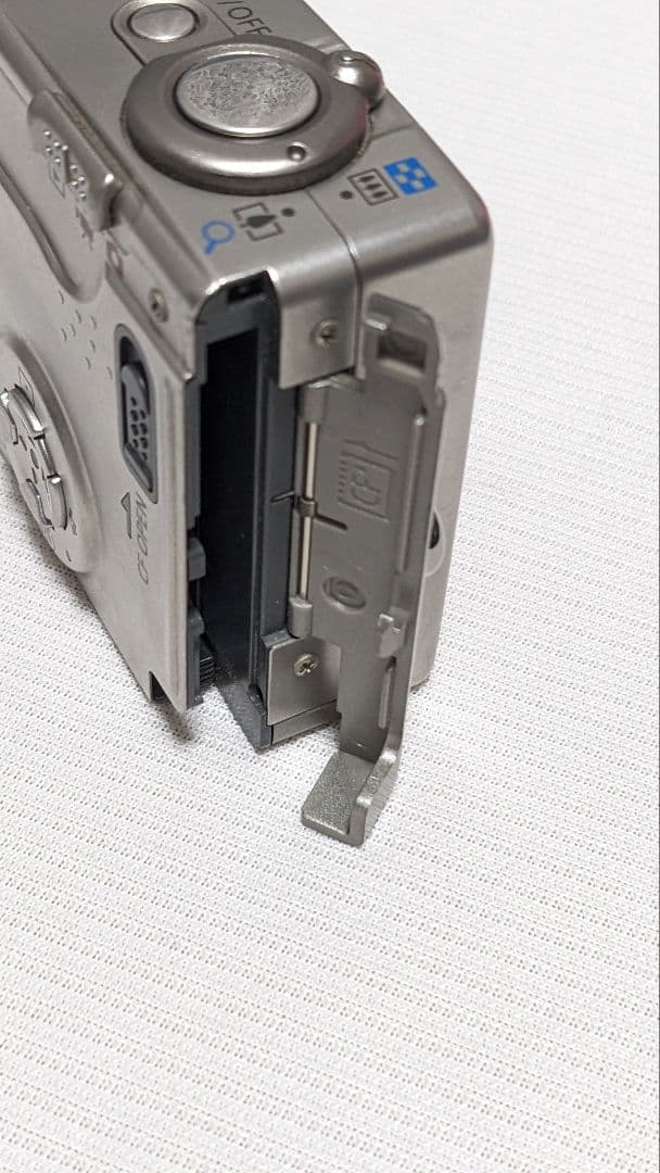 Canon IXY デジタル200a ジャンク - メルカリ