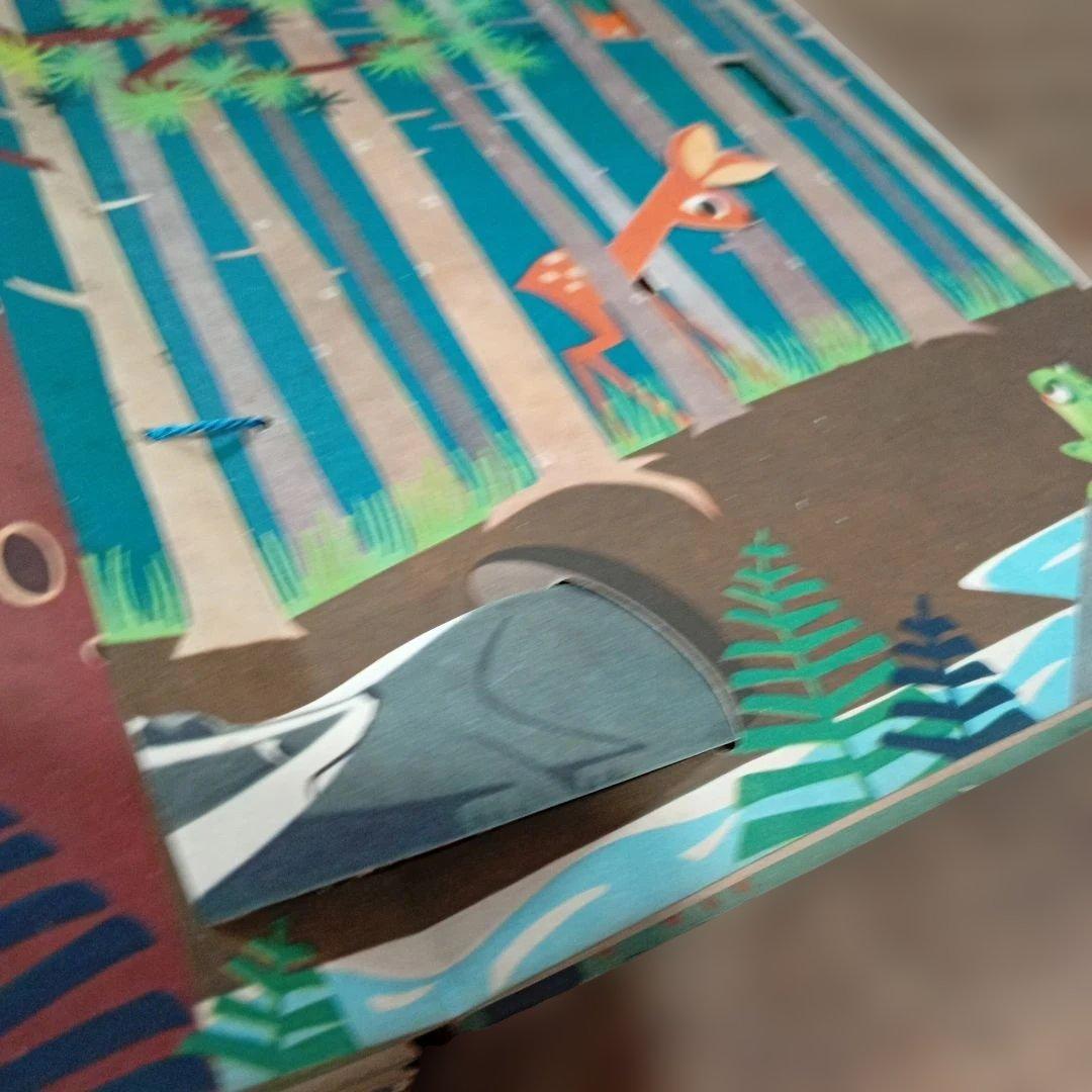 ルドルフ・ルケシュ 洋書 しかけ絵本「FLEETFOOT THE FAWN」