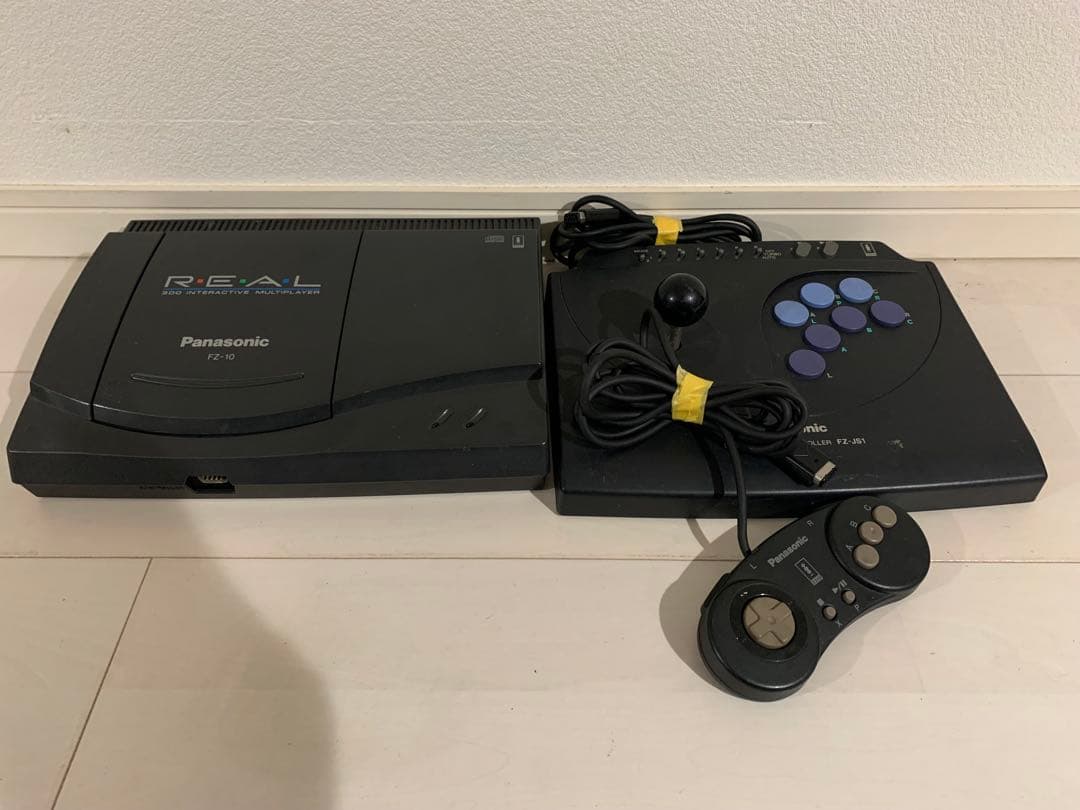 Panasonic FZ-10 3DO REAL 本体 コントローラー - メルカリ