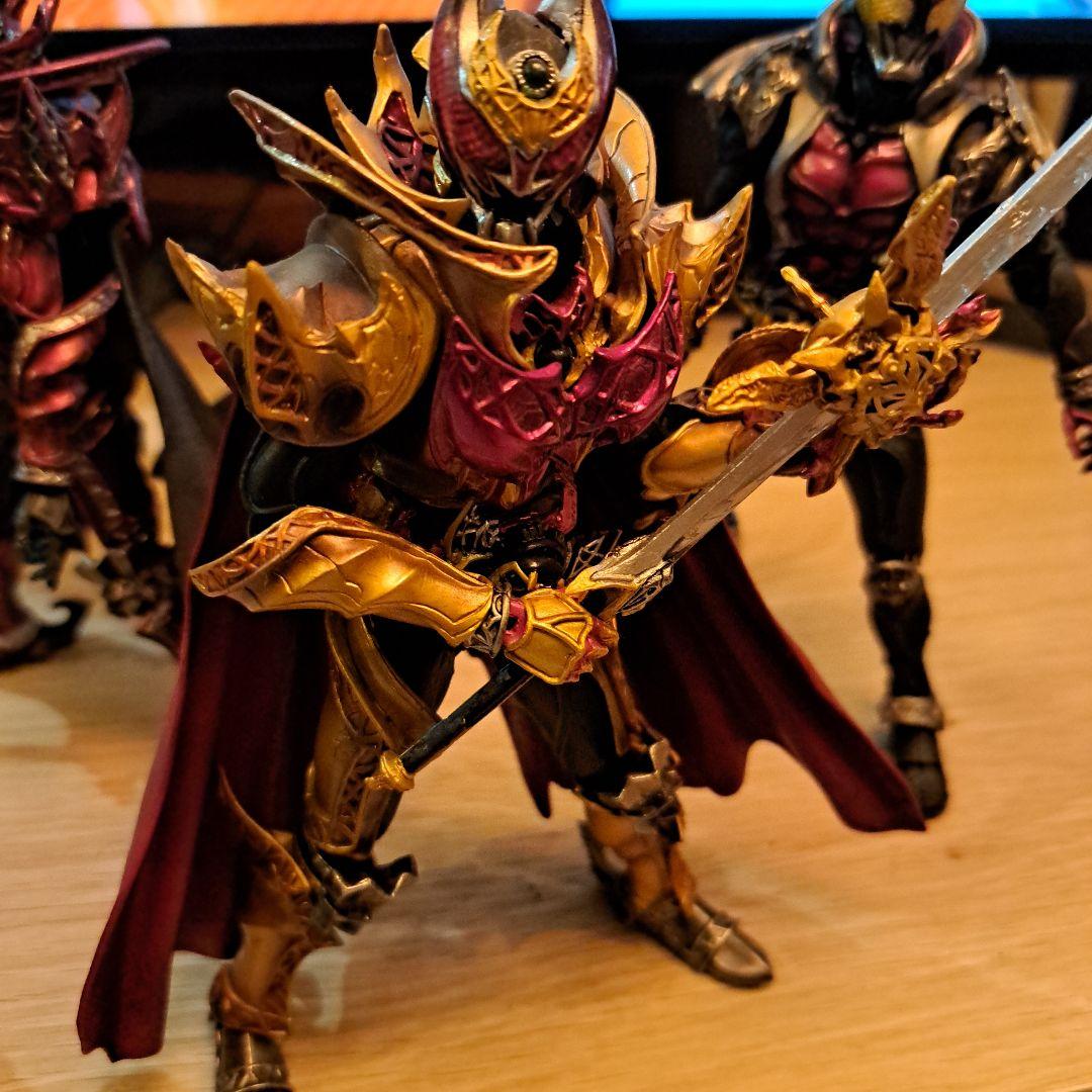 仮面ライダー キバ　セット Amazon.co.jp: 仮面ライダーキバ [レンタル落ち] 全12巻セット