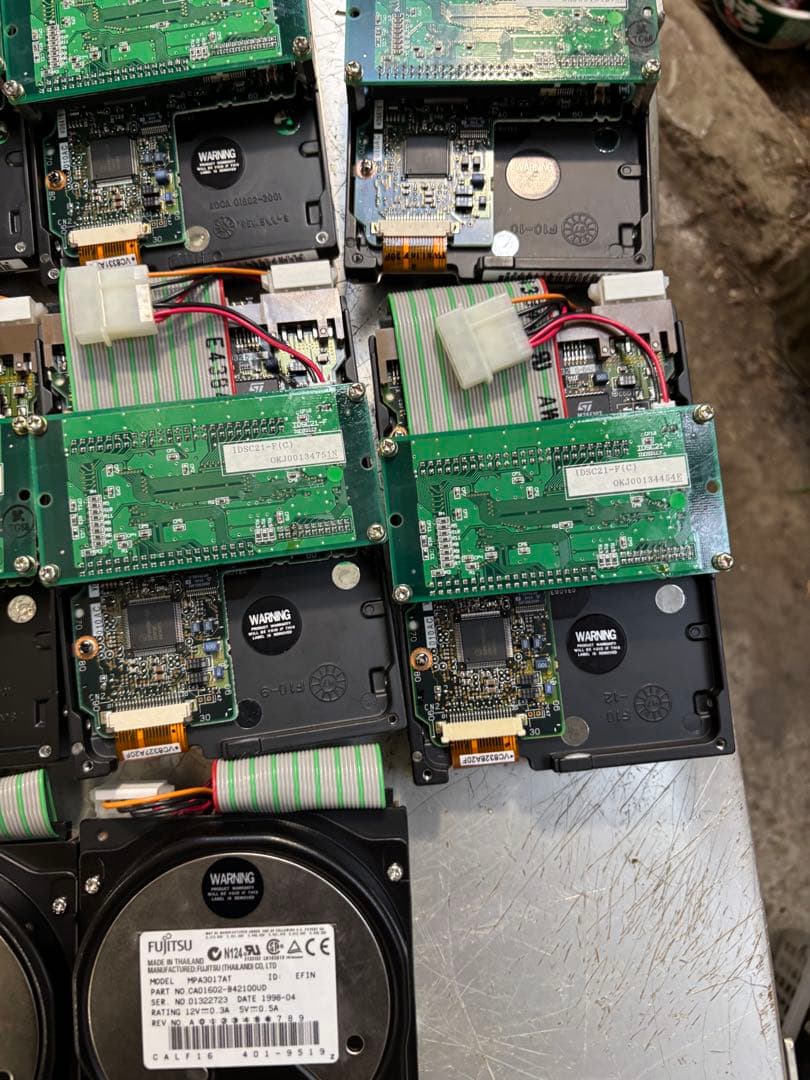 M57。ハードドライブ 富士通 MPA3017AT 1.7GB 5400RPM