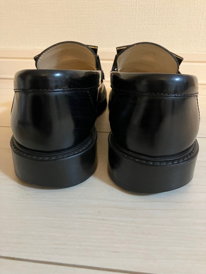 トッズTOD'S ダブルTタイムレスフリンジ ローファー 36.5 - メルカリ