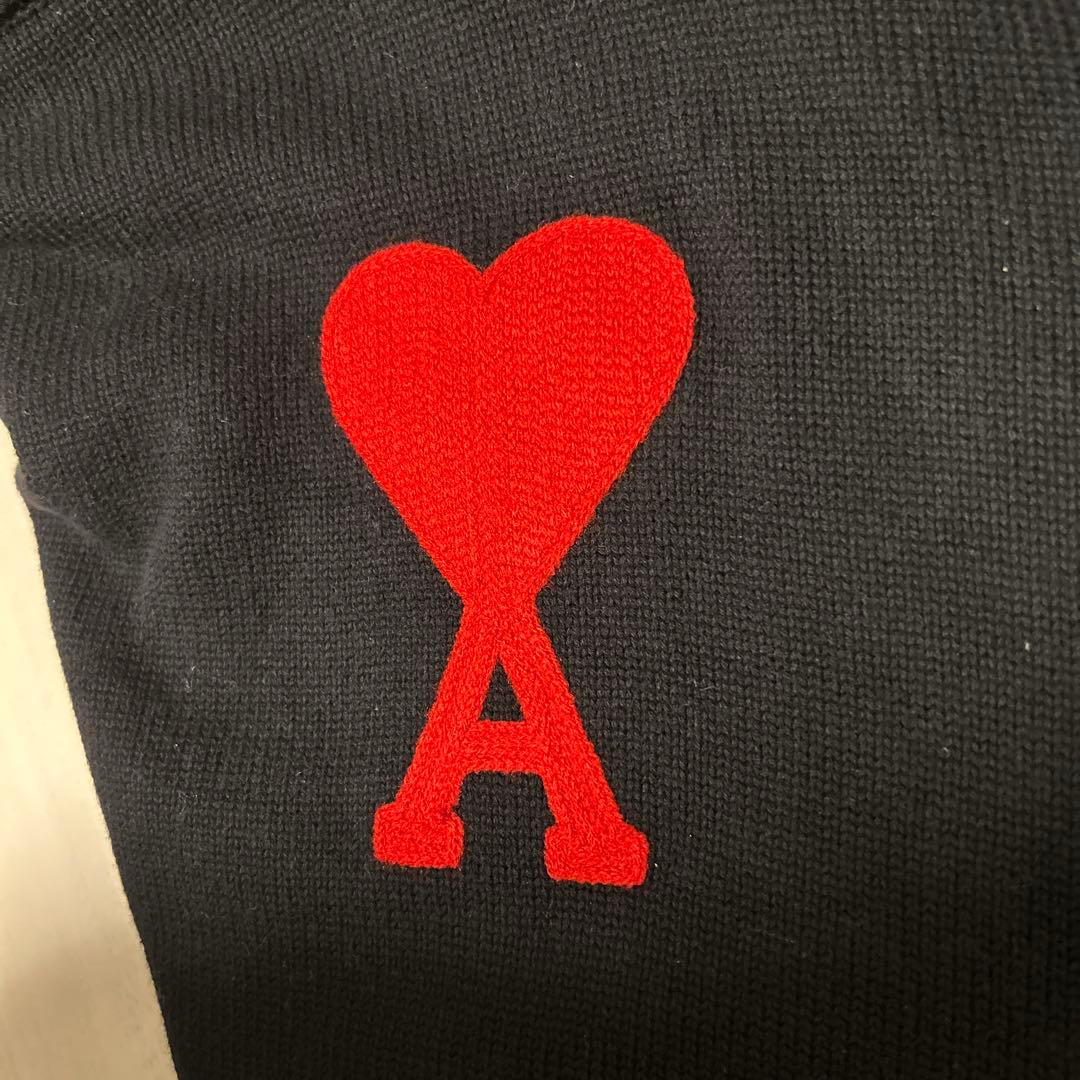 ami paris黒 ニットセーター ハート刺繍 - メルカリ