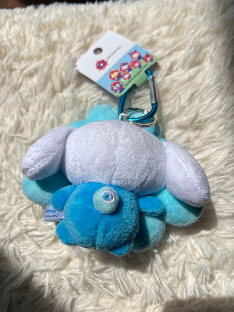 万博 サンリオ ミャクミャク なりきりぬいぐるみ シナモン 新品 - メルカリ