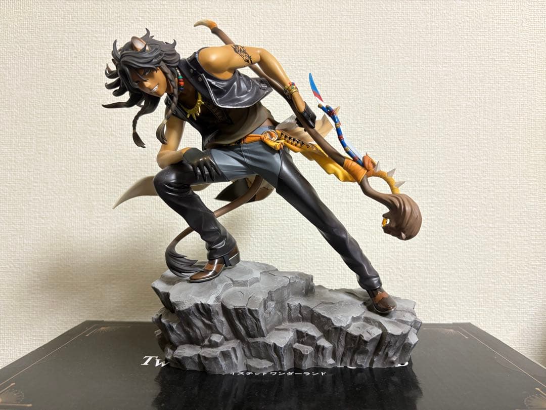 ポストカード付き】ツイステ レオナ・キングスカラー 1/8スケール