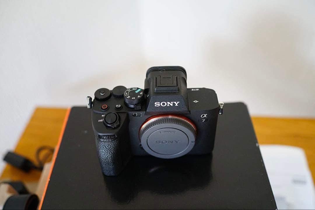 SONY α7Ⅳ Vario Tessar F4 社外充電器 ガイド本 - メルカリ