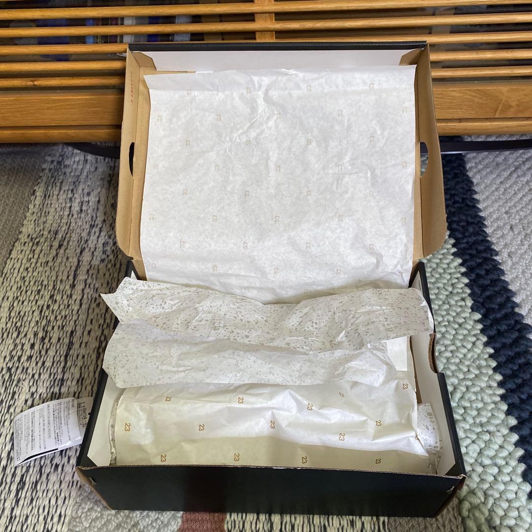 【新品】NIKE ナイキ エアジョーダン 1 ミッド 27.0cm 黒赤白