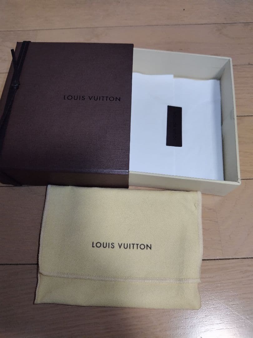 ルイヴィトン 名刺入れ エピ オーガナイザー ドゥ ポッシュ 黒 - メルカリ