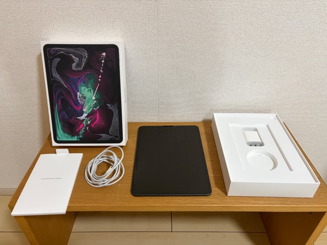 【美品】iPad Pro 11インチ（第1世代）・64GB／Wi-Fiモデル Amazon.co.jp: 【整備済み品】 Apple iPad Pro 11インチ (第1世代) Wi