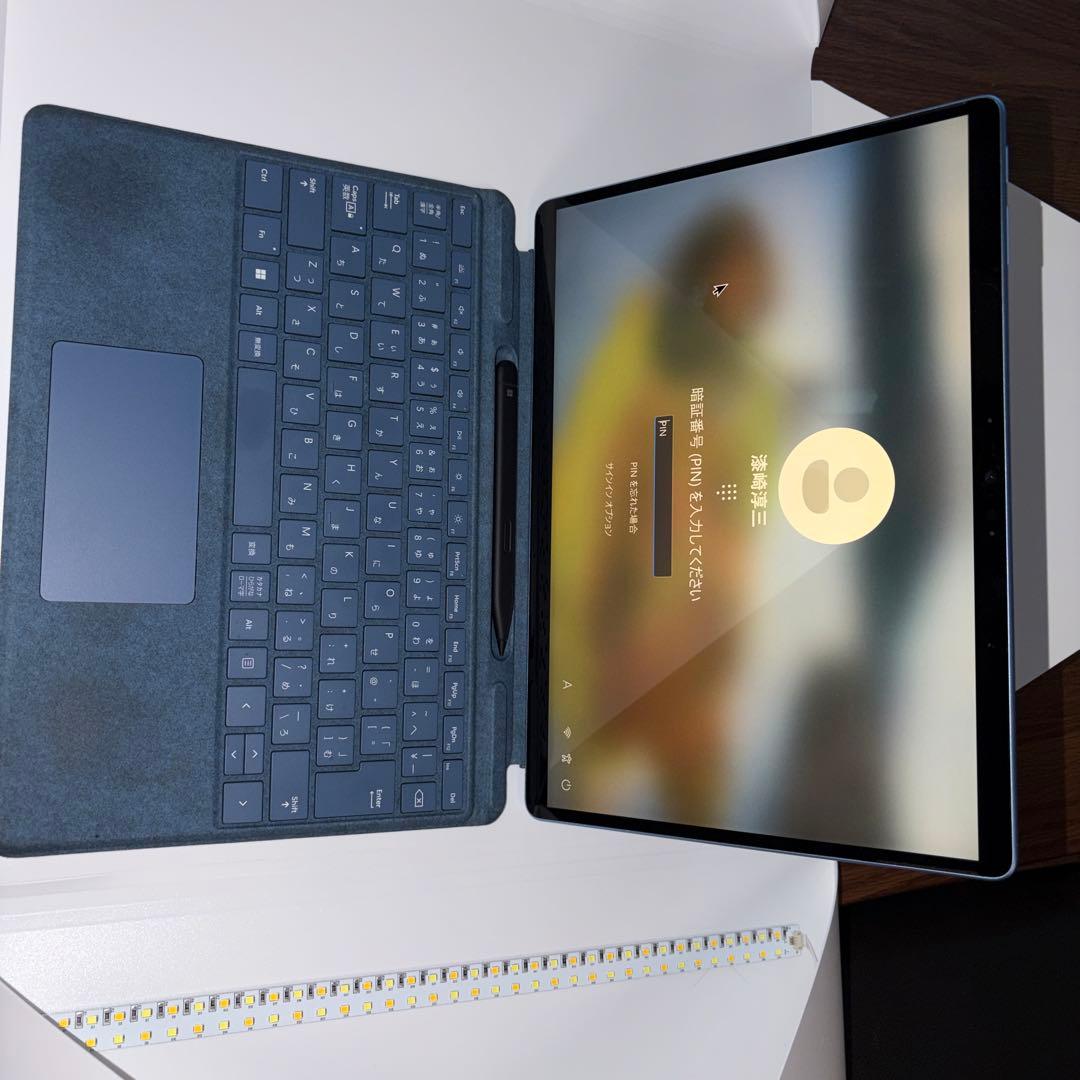 Windowsタブレット本体 surface Pro 9 255GB 128R 8inteli5-1235U マイクロソフト Surface Pro 9 Core i5/8GBメモリ/256GB SSD/Office