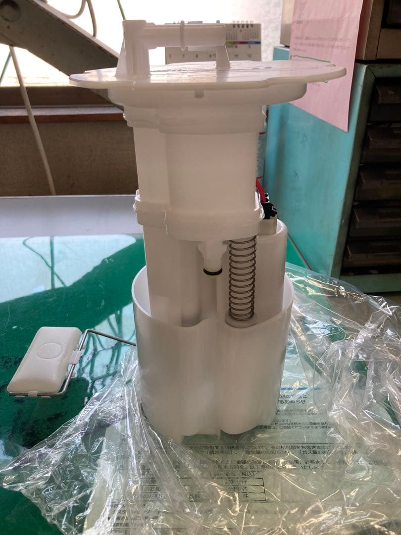 E51エルグランド　型式CBA-MNE51 純正燃料ポンプ新品　パッキン付き E51エルグランド 型式CBA-MNE51 純正燃料ポンプ新品 パッキン付き E51