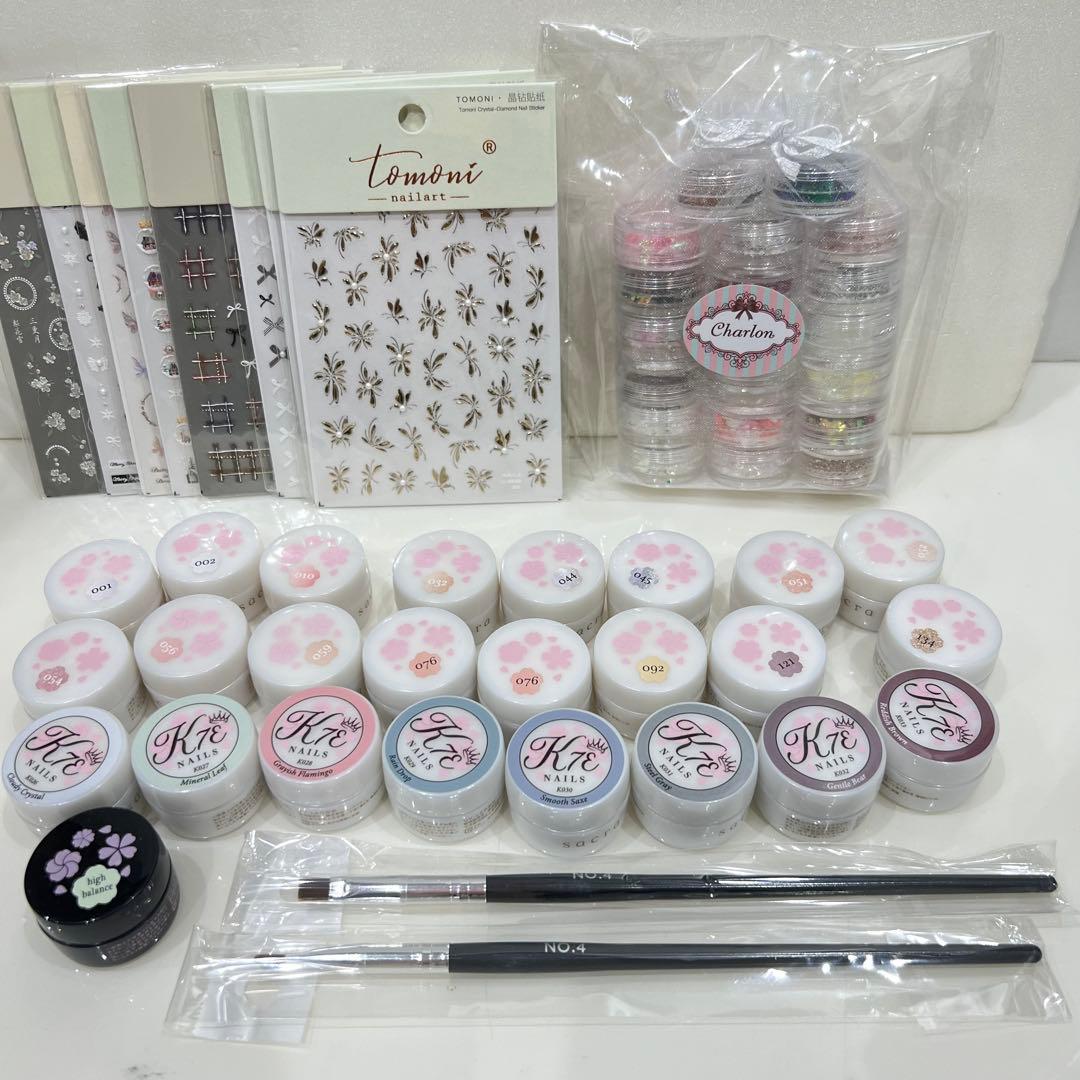 sacra サクラ ジェルネイル 他カラー24個＋ブラシ　シャルロンラメセット 楽天市場】【ライト無し】sacra サクラ ジェルネイルキット 国産カラー
