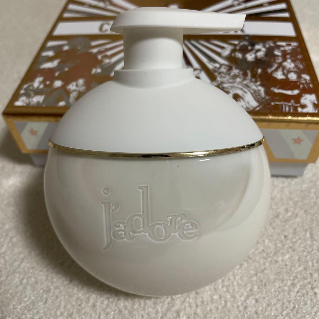 Dior j'adoreボディシャンプー＆ボディミルクセット おまけ付き