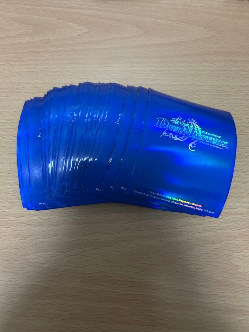 絶版)デュエルマスターズ ロゴ ブルー 青 スリーブ 旧公式 33枚 - メルカリ
