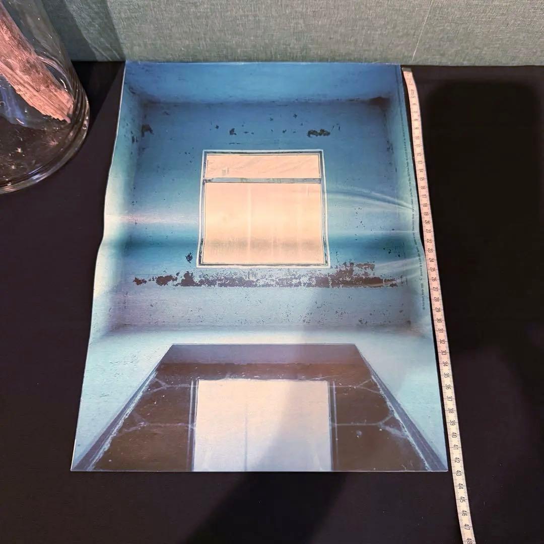 2000年発行 美品Roni Horn アート新聞 ポスターAgnès b. - メルカリ