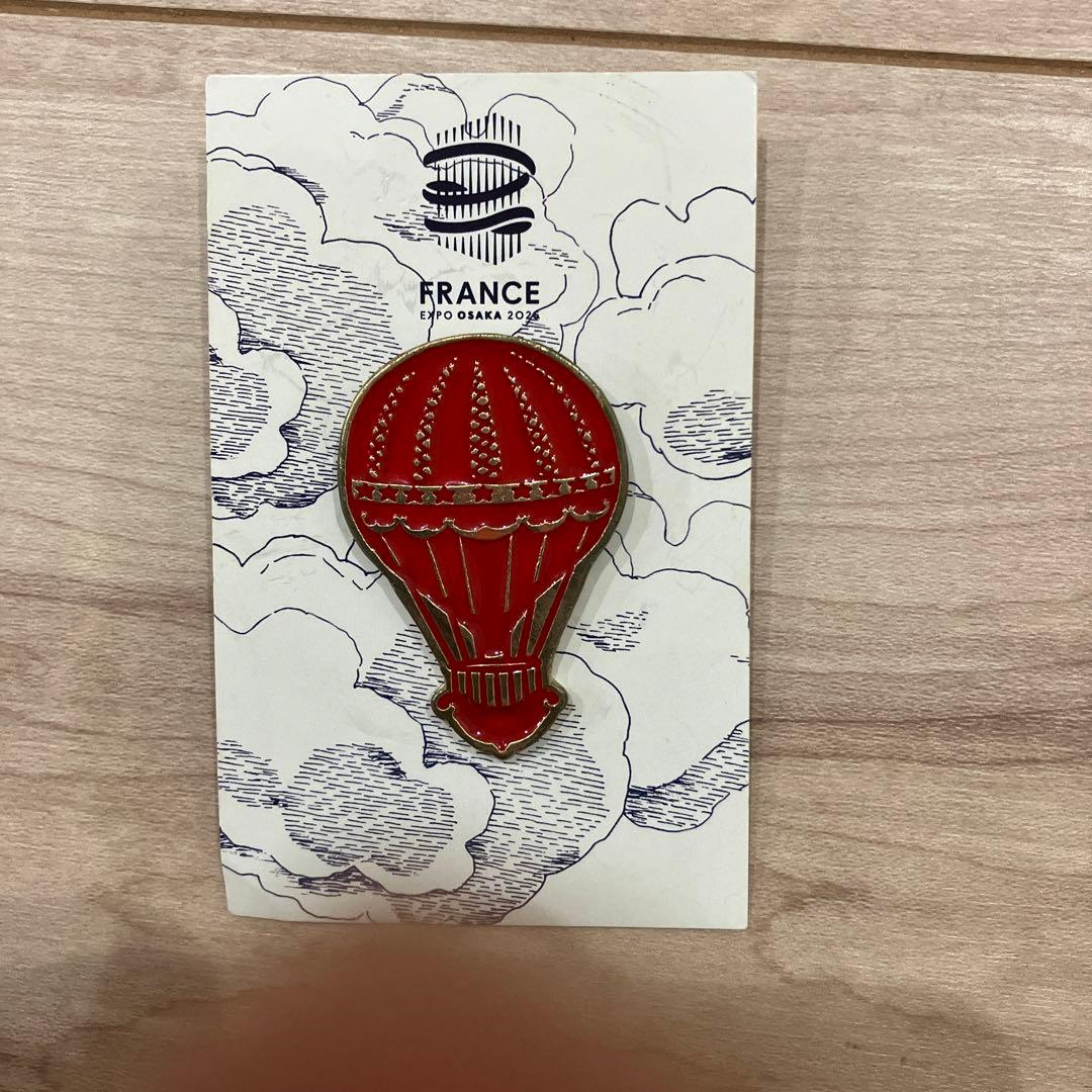 大阪関西万博 フランス館 ピンバッジ レア - メルカリ