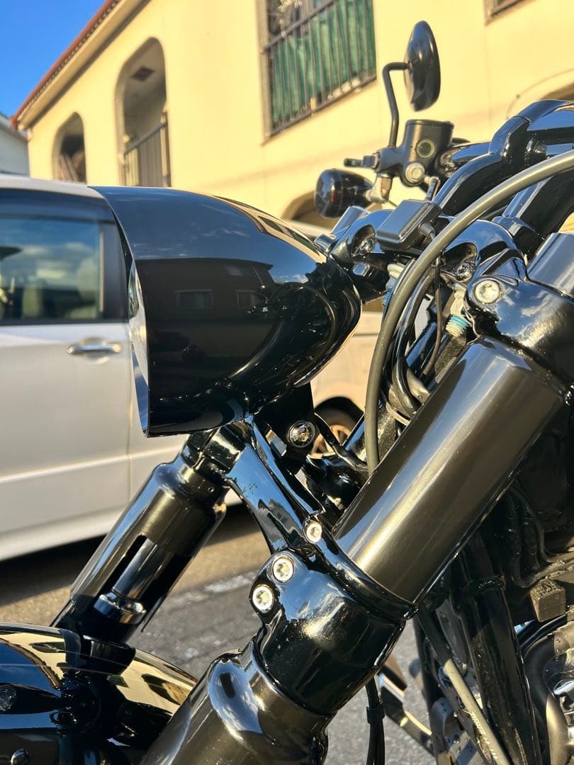 TRIJYA 砲弾型ヘッドライトハウジング ハーレーブレイクアウト - メルカリ