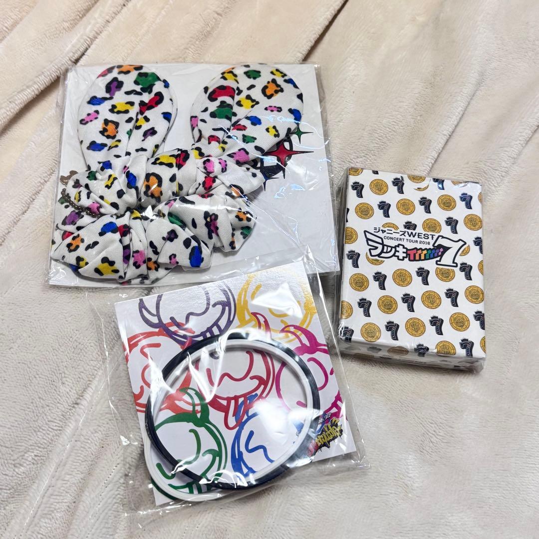 ジャニーズWEST WEST. グッズ まとめ売り - メルカリ