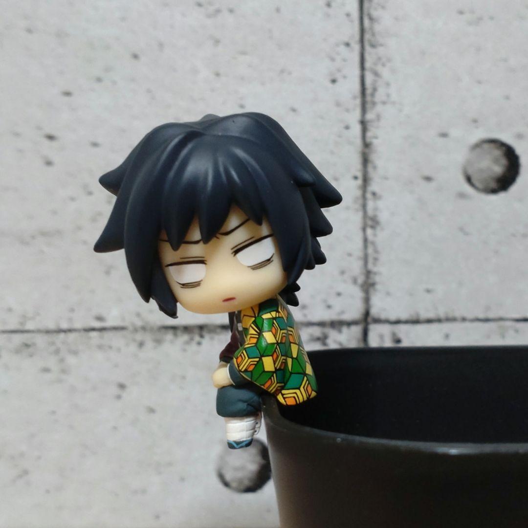 鬼滅の刃 ちょこっとひっかけフィギュアぷち -柱2- 冨岡義勇 - メルカリ