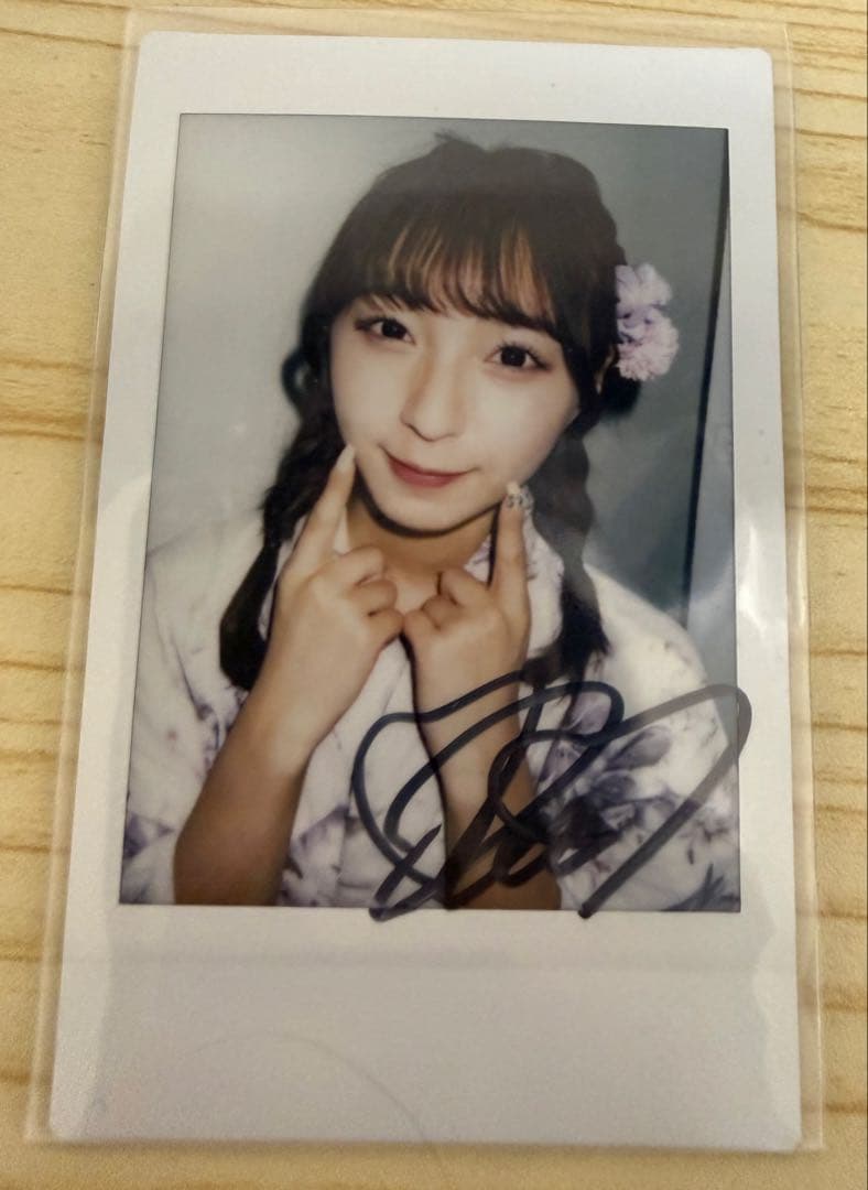 塩川莉世 サインチェキ - メルカリ