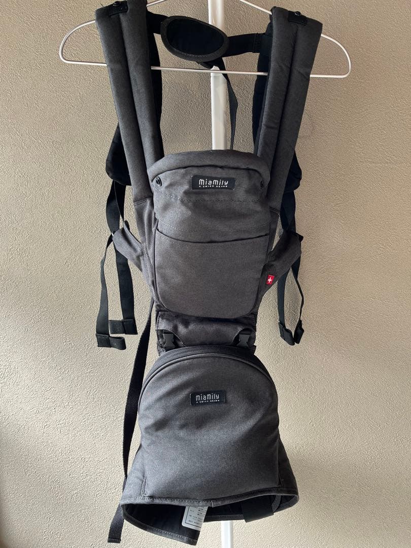 miamily 抱っこ紐 ヒップスタープラス日本モデル　チャコールブラック MiaMily ミアミリー ヒップスタープラス 日本モデル / チャコール