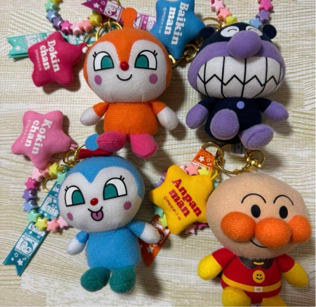 アンパンマンぬいぐるみキーホルダー - メルカリ