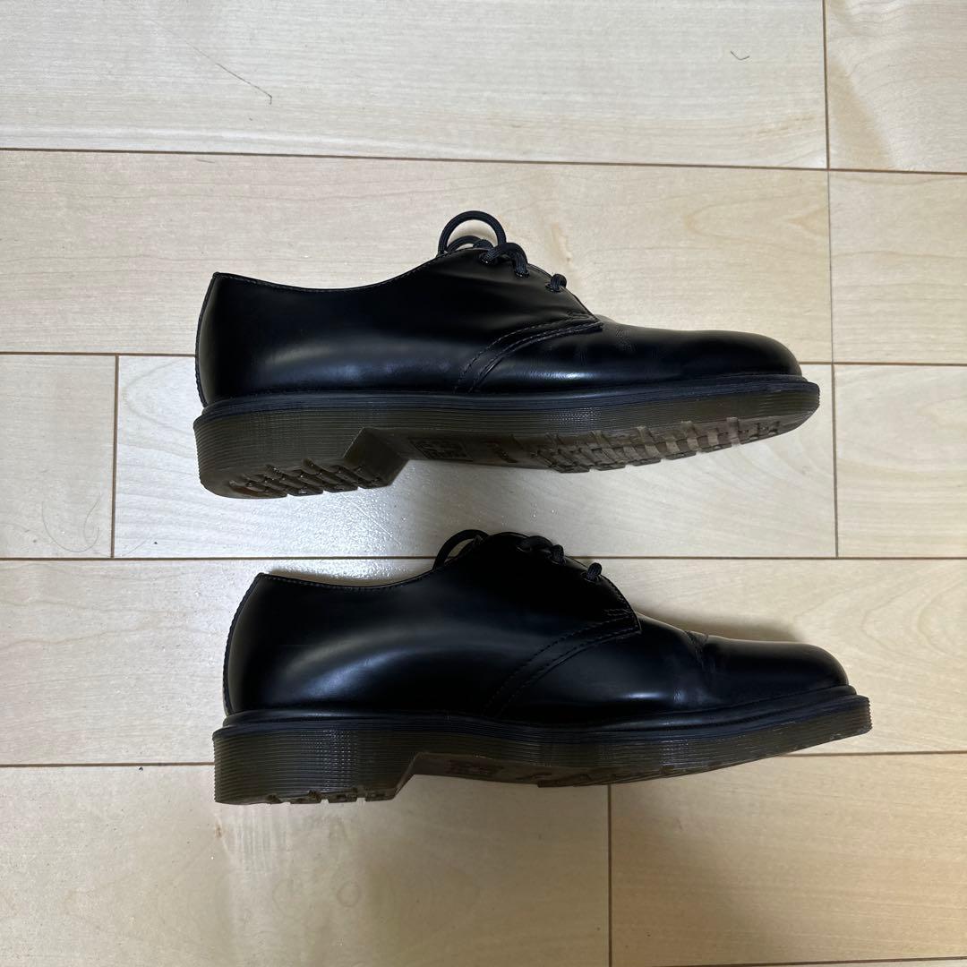 ドクターマーチン 革靴 黄ステッチなし - メルカリ