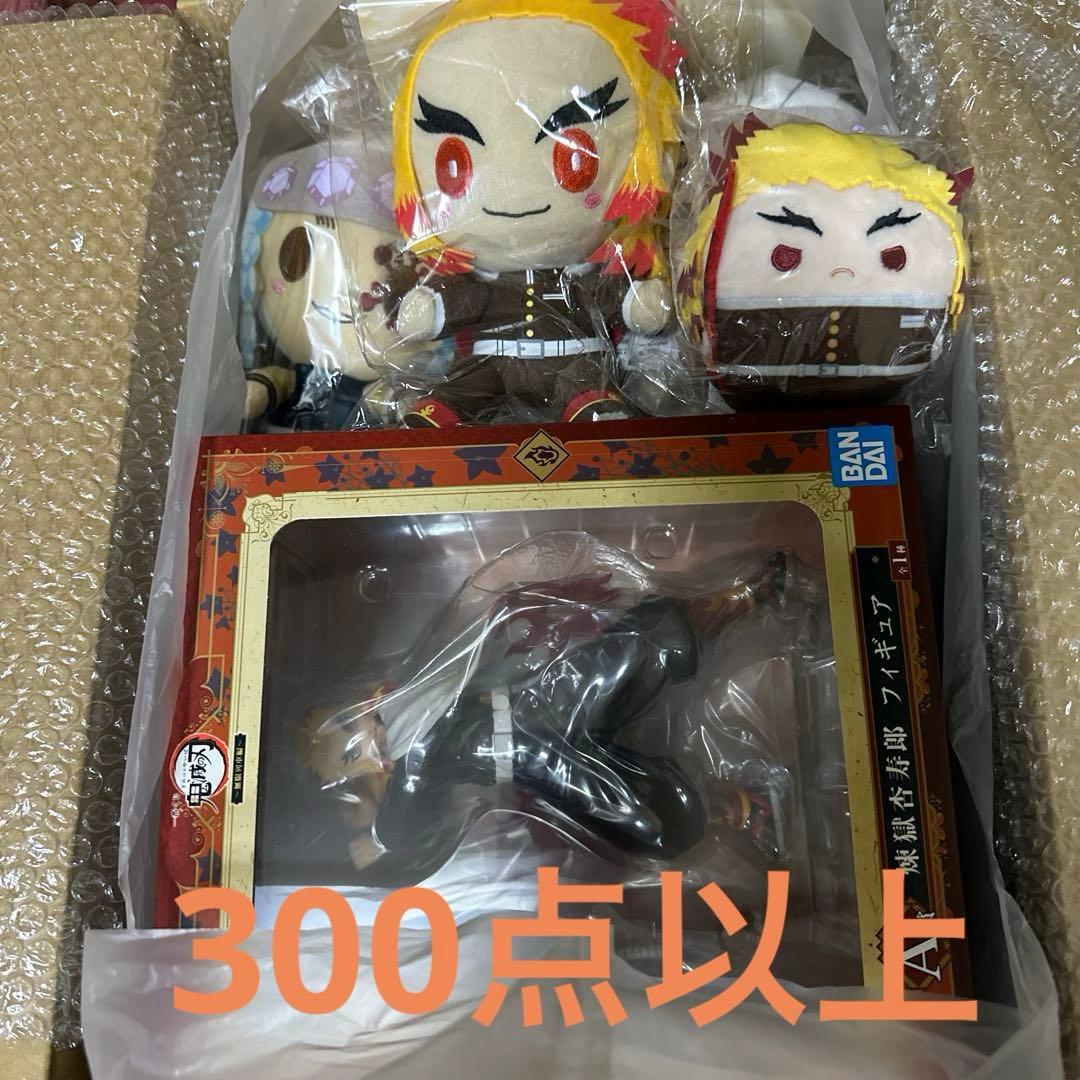 ノンジャンル アニメグッズ まとめ売り 300点以上 大量 アニメグッズ まとめ売り ノンジャンル アニメ 缶バッジ クリア