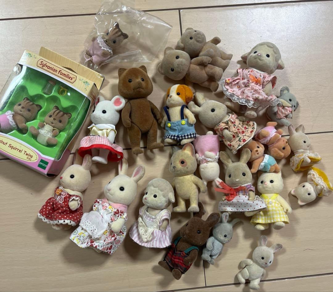 状態悪 シルバニアファミリー 人形まとめ売り - メルカリ