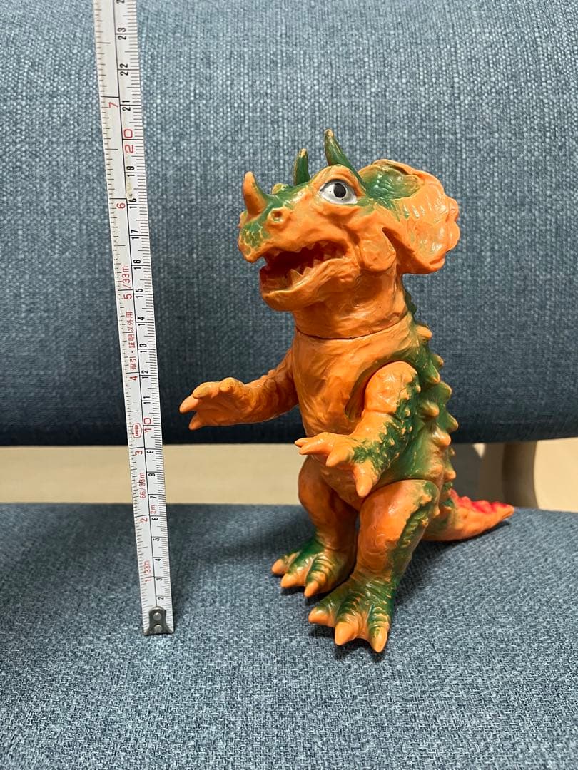 トリケラン ソフビ 三浦トーイ パチ怪獣 昭和レトロ　マルサン ブルマァク トリケラン ソフビ 三浦トーイ パチ怪獣 昭和レトロ - メルカリ