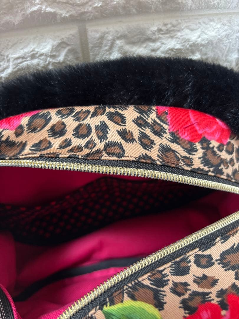 さ*ー様 コヤンイサムチョン ハンドメイド ファーショルダーバッグ