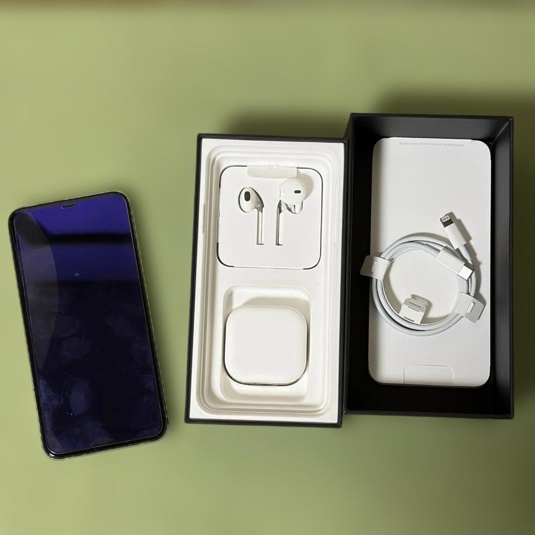 香港製iPhone 11 Pro Max ダブルSIM シャッター音消せます iPhone 11 Pro Max 香港版 / Smooth Suzuki / Ring of Colour